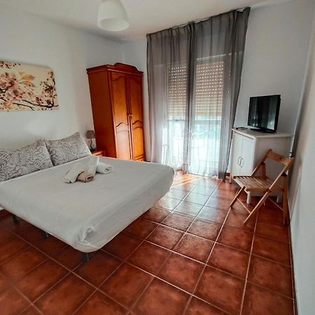 Hostal Puerto De Santa Maria Эль-Пуэрто-де-Санта-Мария Экстерьер фото