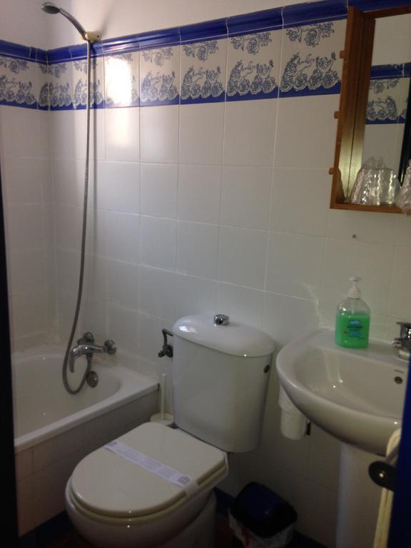 Hostal Puerto De Santa Maria Эль-Пуэрто-де-Санта-Мария Экстерьер фото