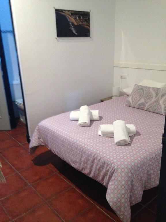 Hostal Puerto De Santa Maria Эль-Пуэрто-де-Санта-Мария Экстерьер фото